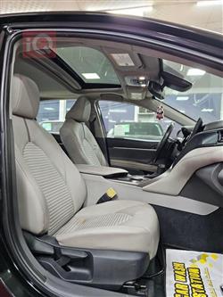 تۆیۆتا کامری